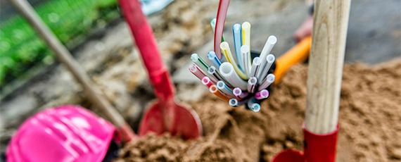Nahaufnahme eines Glasfaserkabels