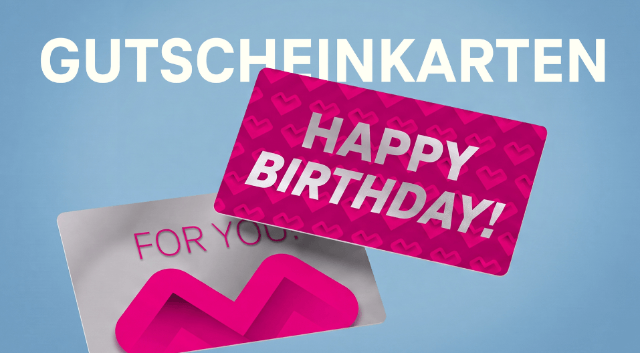 Zwei Gutscheinkarten mit den Aufschriften „Happy Birthday!“ und „For You“ als Geschenkidee von Magenta Moments.