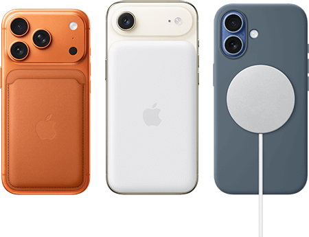 Zubehör iPhone 17 Pro, Rückseite, Farbe Cosmic Orange, mit Silikon Case in der Farbe Siena und Feingewebe Wallet mit MagSafe in der Farbe Fuchsrot; iPhone Air, Rückseite, Farbe Wolkenweiß, mit MagSafe Batterie; iPhone 17, Rückseite, Farbe Nebelblau, mit Silikon Case in Farbe Maritimblau und MagSafe Ladegerät